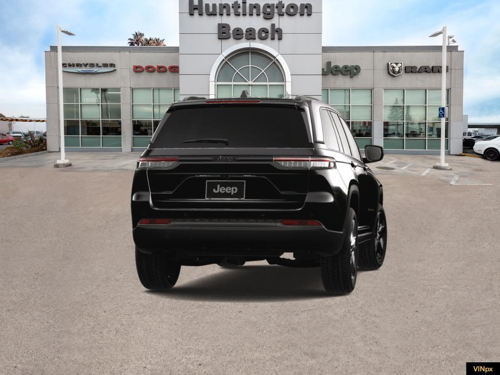new 2025 Jeep Grand Cherokee car, priced at $39,125