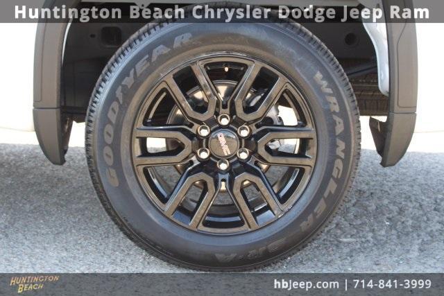 used 2022 GMC Sierra 1500 car, priced at $33,990