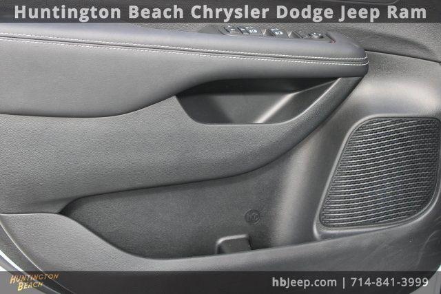 used 2026 Chrysler Pacifica car, priced at $32,990