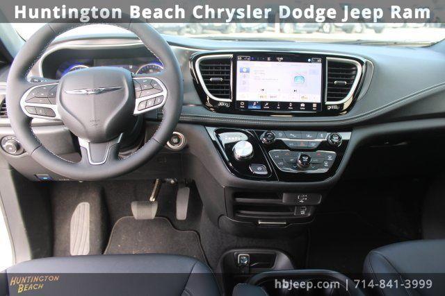 used 2026 Chrysler Pacifica car, priced at $32,990