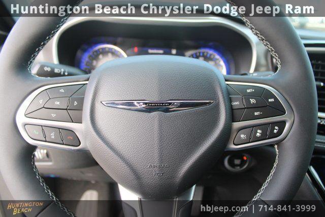 used 2026 Chrysler Pacifica car, priced at $32,990