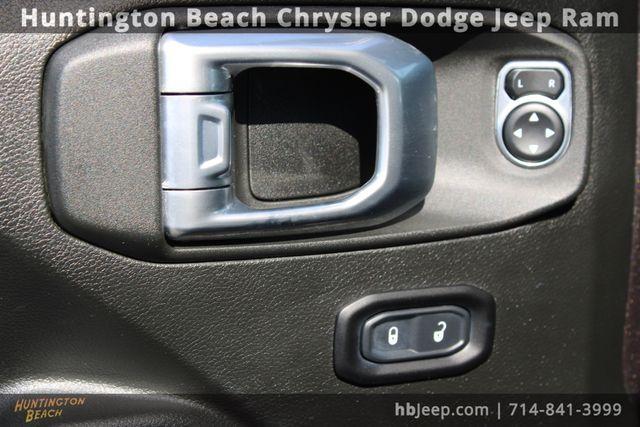 used 2022 Jeep Gladiator car, priced at $26,600