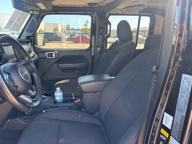 used 2022 Jeep Gladiator car, priced at $25,900