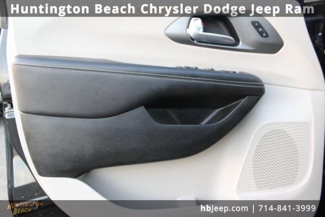 used 2023 Chrysler Pacifica car, priced at $21,206