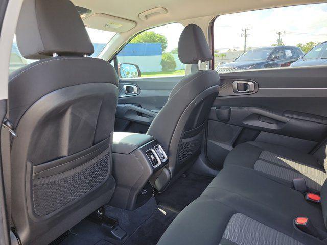 used 2024 Kia Sorento car, priced at $25,789