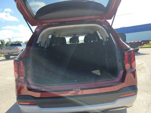 used 2024 Kia Sorento car, priced at $25,789