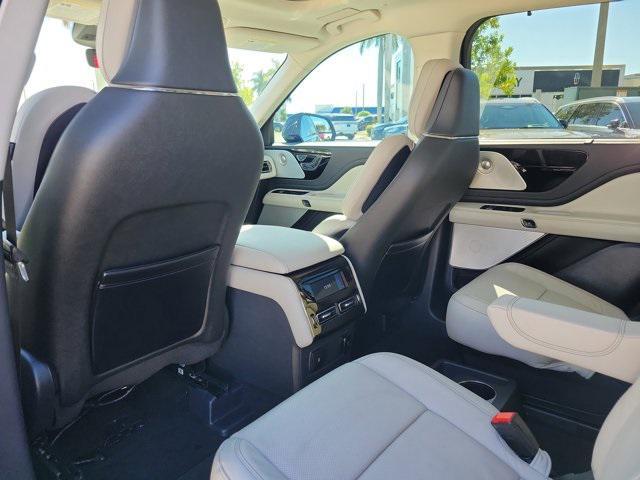 used 2025 Lincoln Aviator car, priced at $59,998
