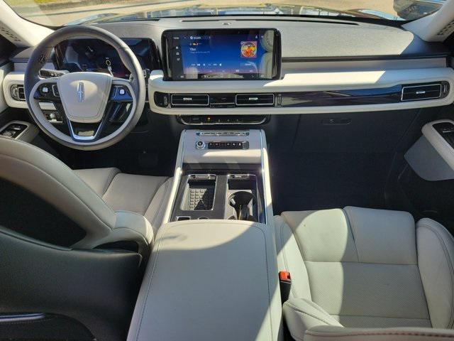 used 2025 Lincoln Aviator car, priced at $59,998