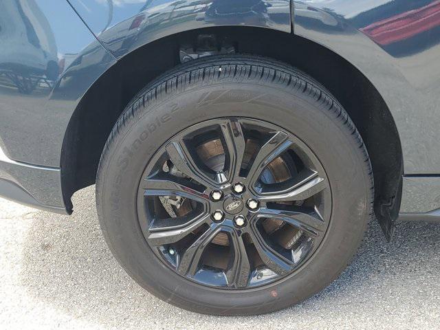 used 2024 Ford Edge car, priced at $28,990