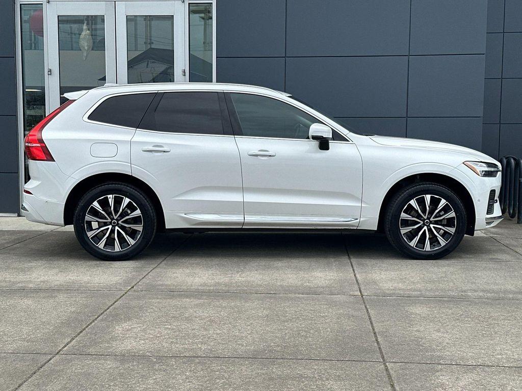 used 2023 Volvo XC60 car, priced at $24,990