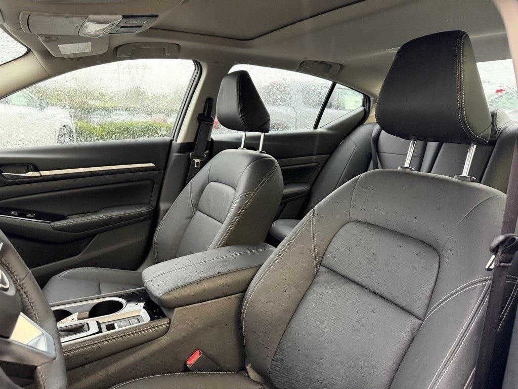 new 2025 Nissan Altima car, priced at $28,425