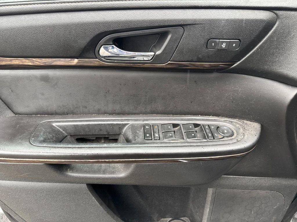 used 2015 GMC Acadia car, priced at $9,390