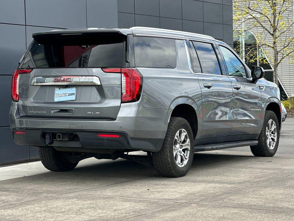 used 2022 GMC Yukon XL car, priced at $37,890