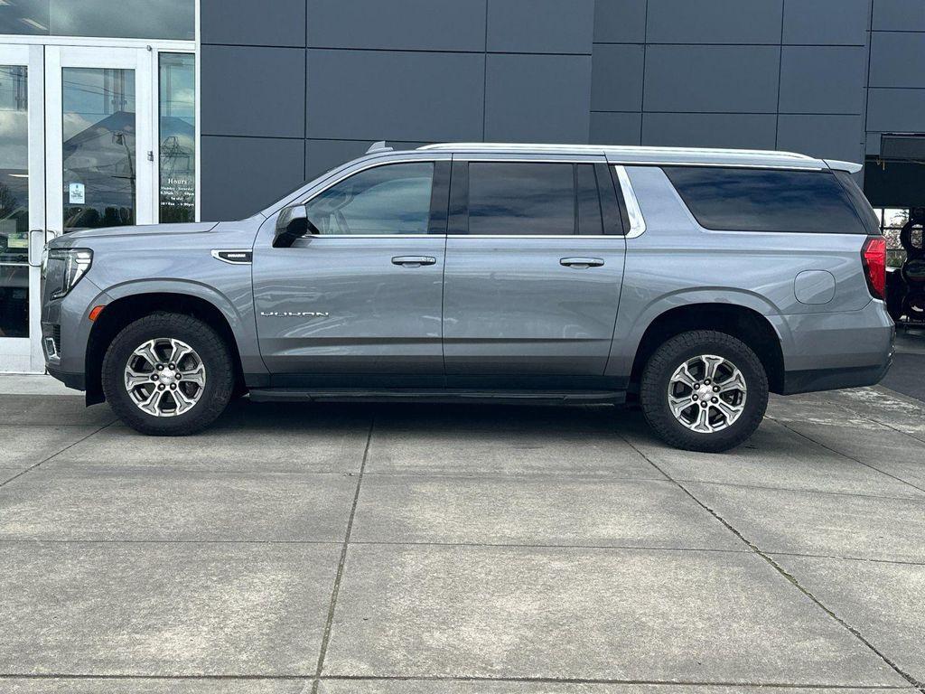 used 2022 GMC Yukon XL car, priced at $37,890