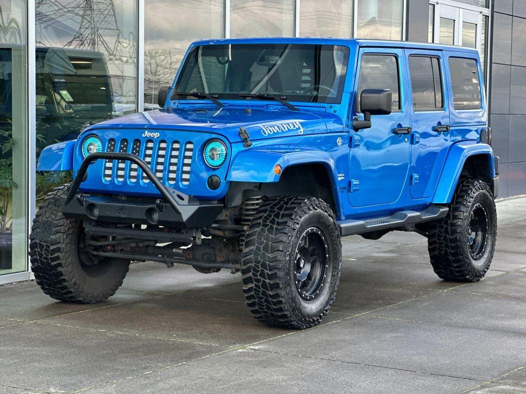 used 2015 Jeep Wrangler Unlimited car, priced at $15,290