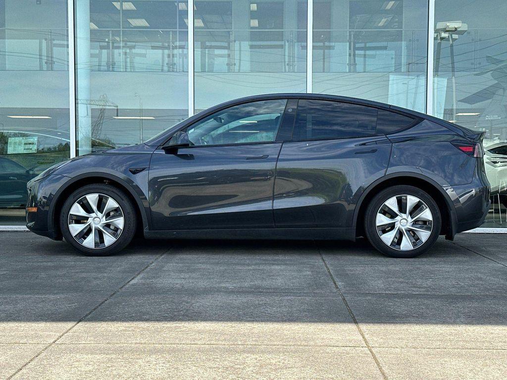 used 2024 Tesla Model Y car, priced at $32,490
