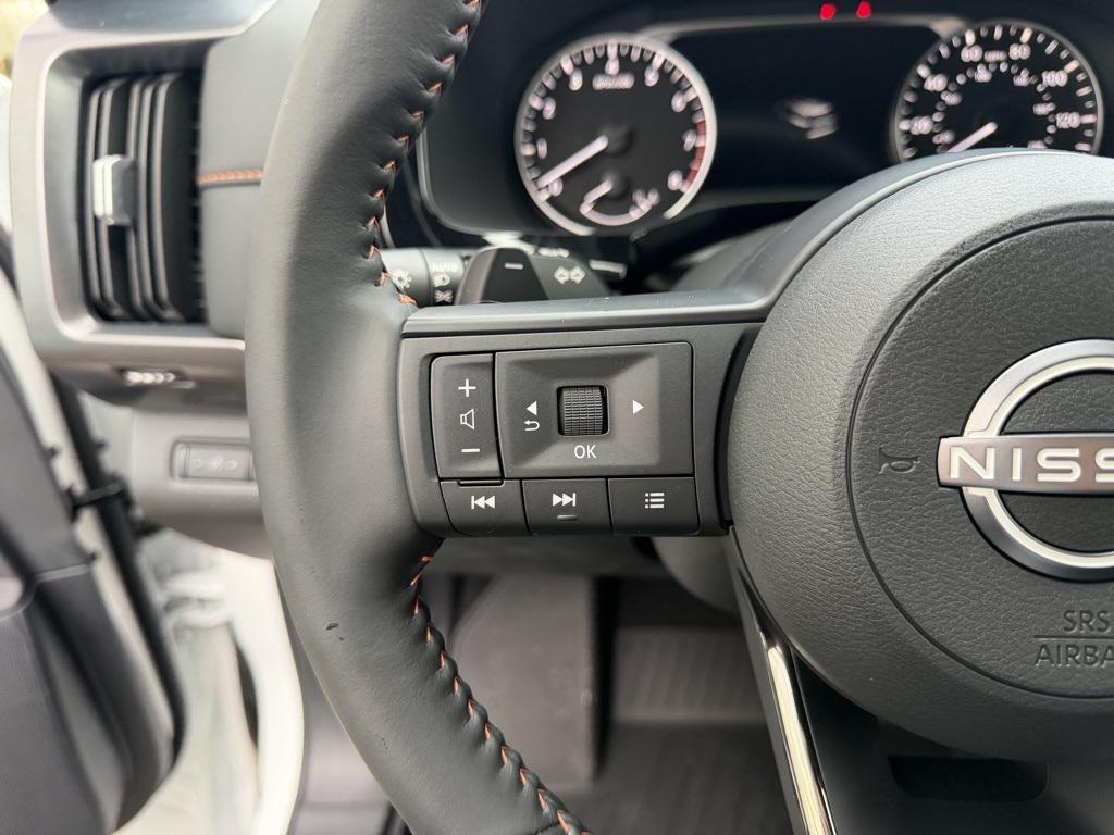 new 2025 Nissan Pathfinder car, priced at $39,267