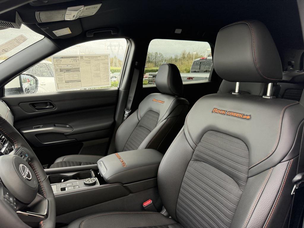 new 2025 Nissan Pathfinder car, priced at $39,267