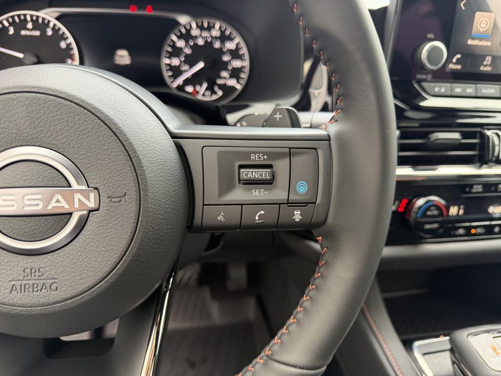 new 2025 Nissan Pathfinder car, priced at $39,267