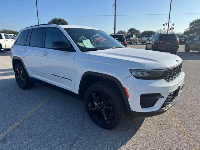 used 2024 Jeep Grand Cherokee car, priced at $44,995