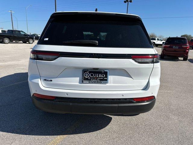 used 2024 Jeep Grand Cherokee car, priced at $44,995