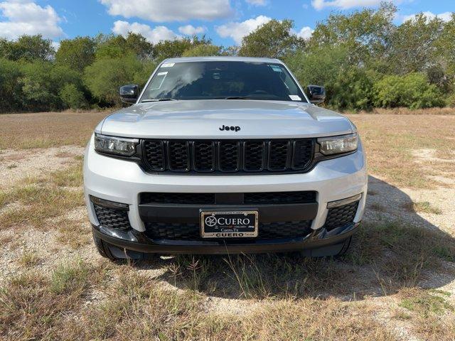 new 2025 Jeep Grand Cherokee L car