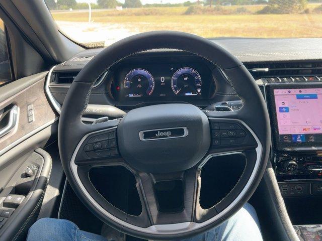 new 2025 Jeep Grand Cherokee L car