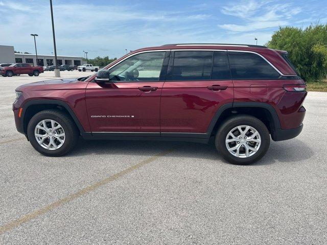 used 2023 Jeep Grand Cherokee car, priced at $34,995