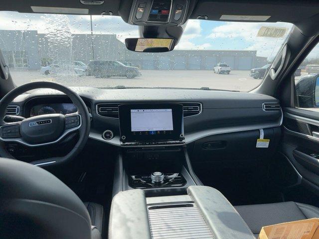 new 2025 Jeep Wagoneer L car