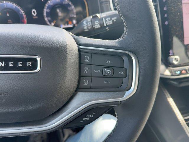 new 2025 Jeep Wagoneer L car