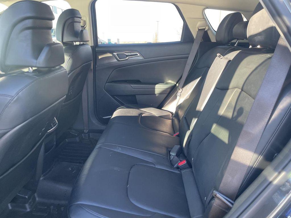 used 2023 Kia Sportage Hybrid car, priced at $26,558