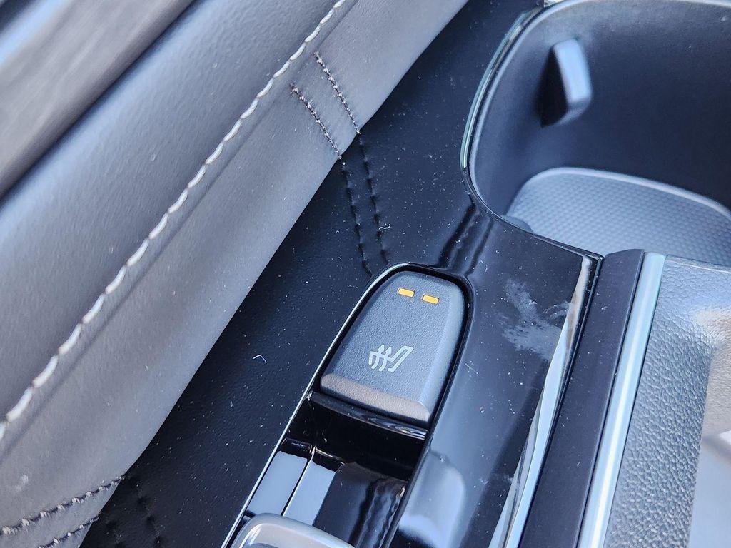 new 2026 Kia Sorento car, priced at $43,870