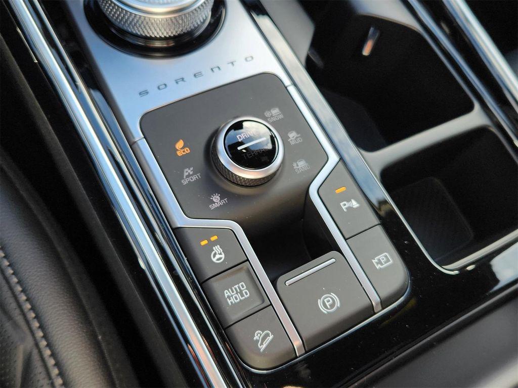 new 2026 Kia Sorento Hybrid car, priced at $48,353