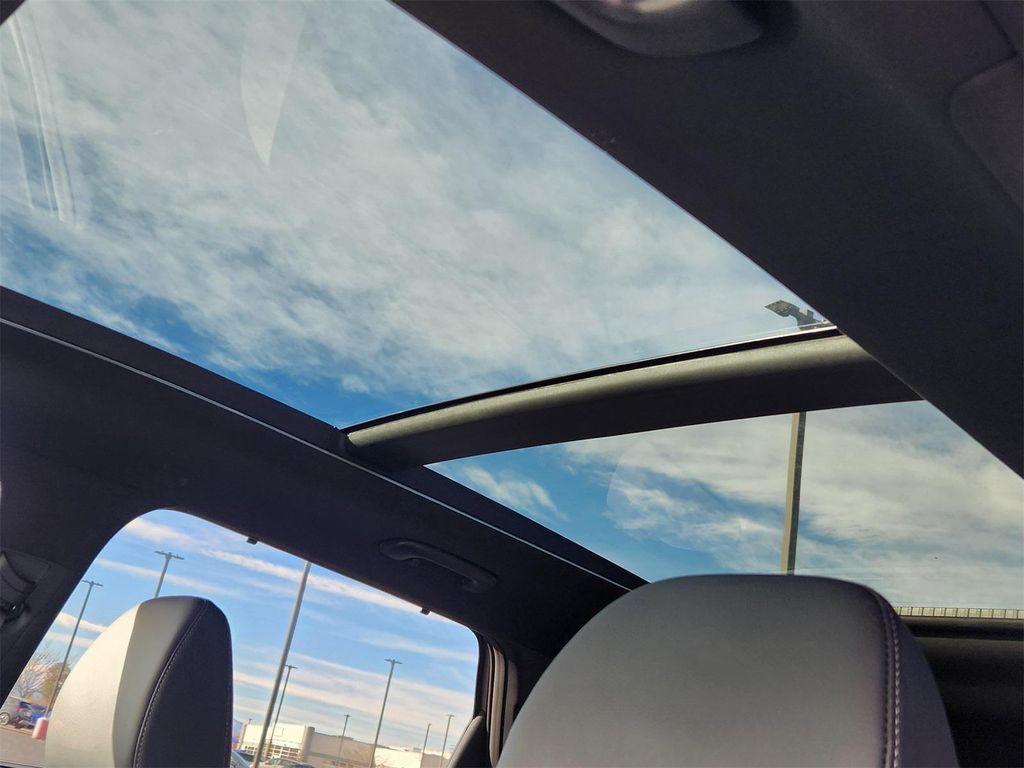 new 2026 Kia Sorento Hybrid car, priced at $48,353