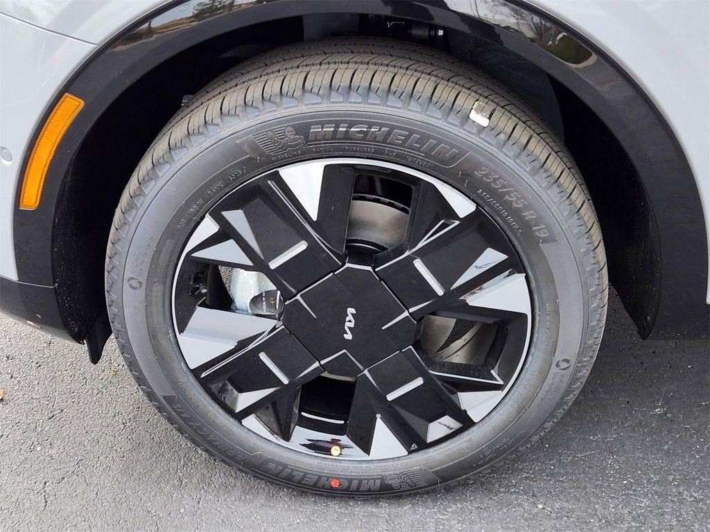 new 2026 Kia Sportage car, priced at $38,390