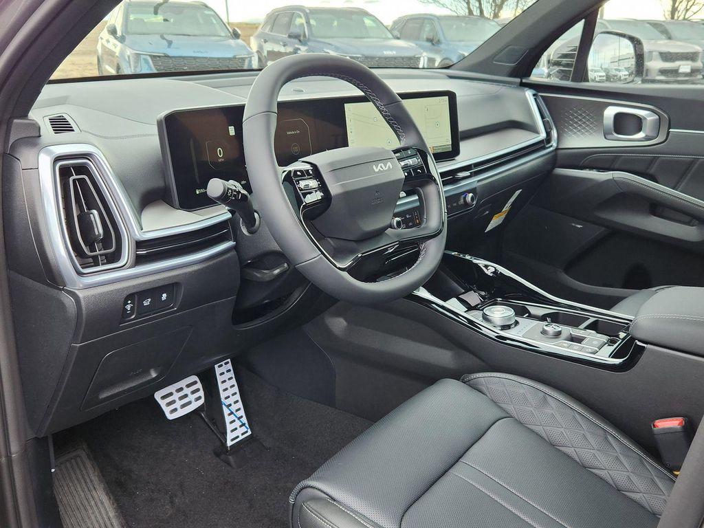 new 2026 Kia Sorento Hybrid car, priced at $43,542