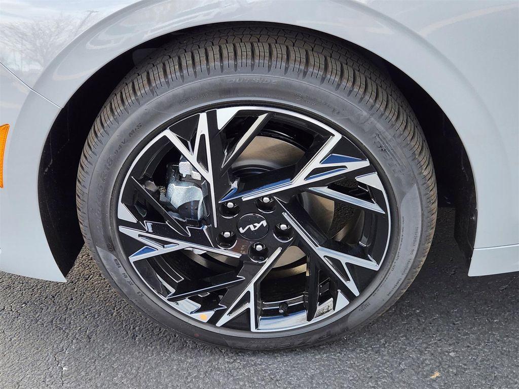 new 2026 Kia K5 car, priced at $28,543