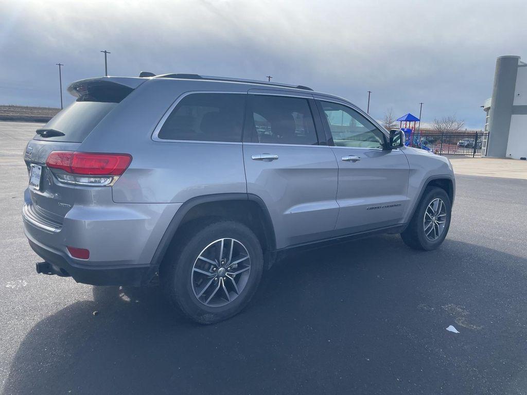 used 2018 Jeep Grand Cherokee car, priced at $17,419