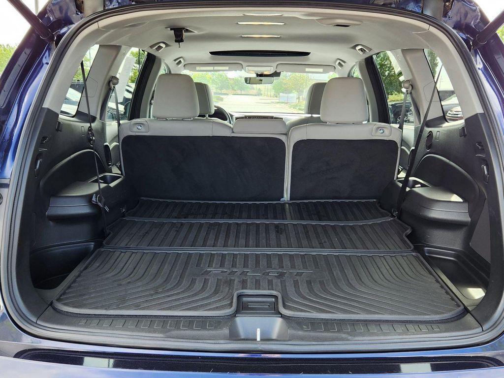 used 2022 Honda Pilot car, priced at $28,379