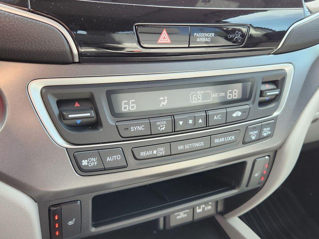 used 2022 Honda Pilot car, priced at $25,683