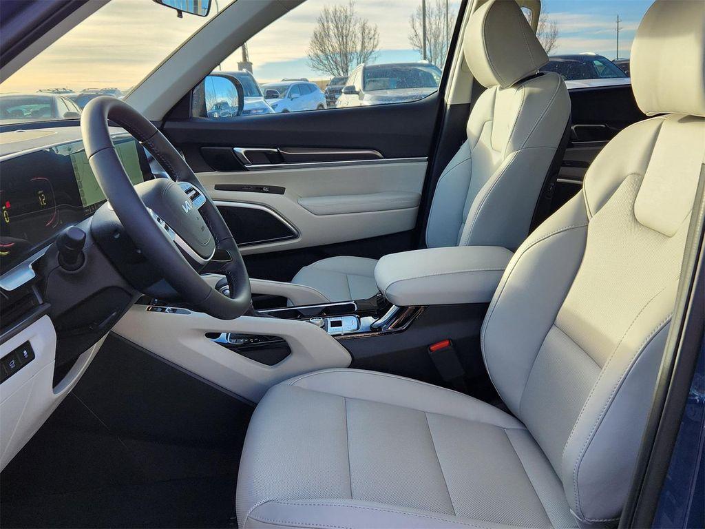 new 2025 Kia Telluride car, priced at $40,156
