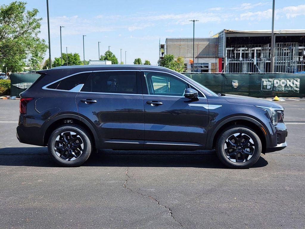 new 2026 Kia Sorento car, priced at $36,725