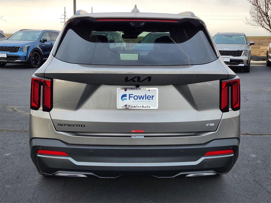 new 2026 Kia Sorento Hybrid car, priced at $47,741