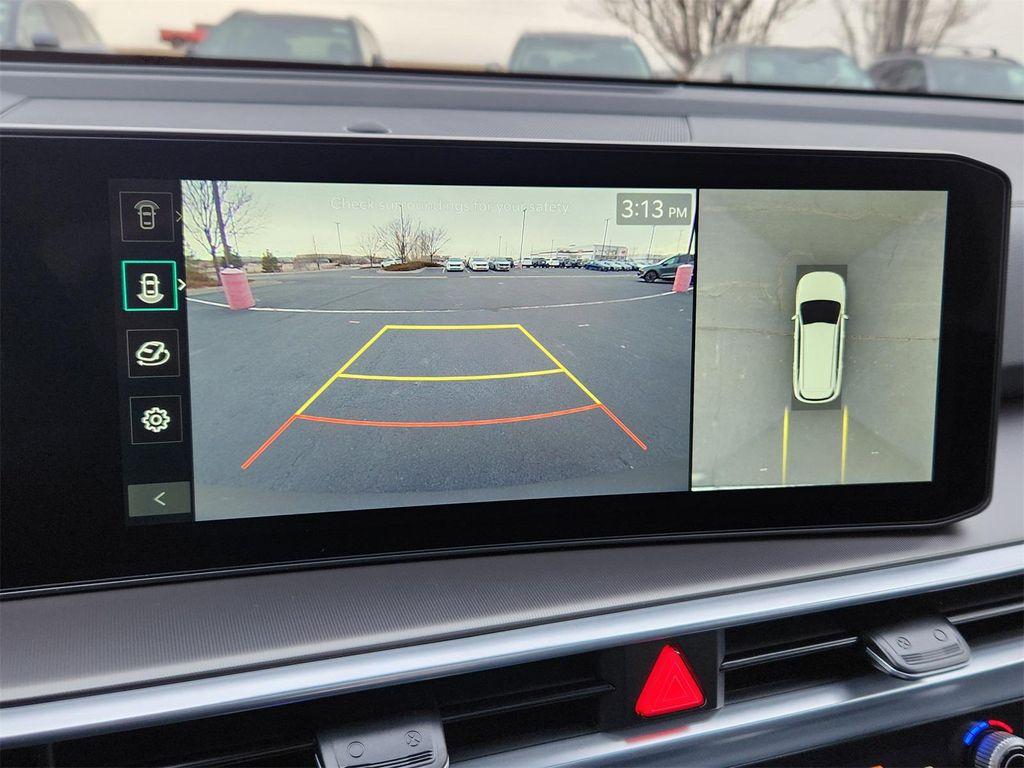 new 2026 Kia Sorento Hybrid car, priced at $47,741