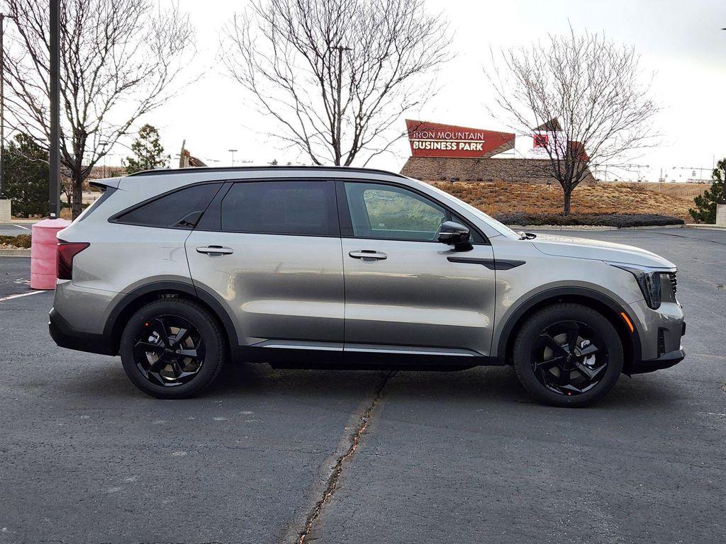 new 2026 Kia Sorento Hybrid car, priced at $44,715