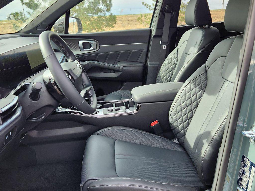 new 2026 Kia Sorento Hybrid car, priced at $44,604