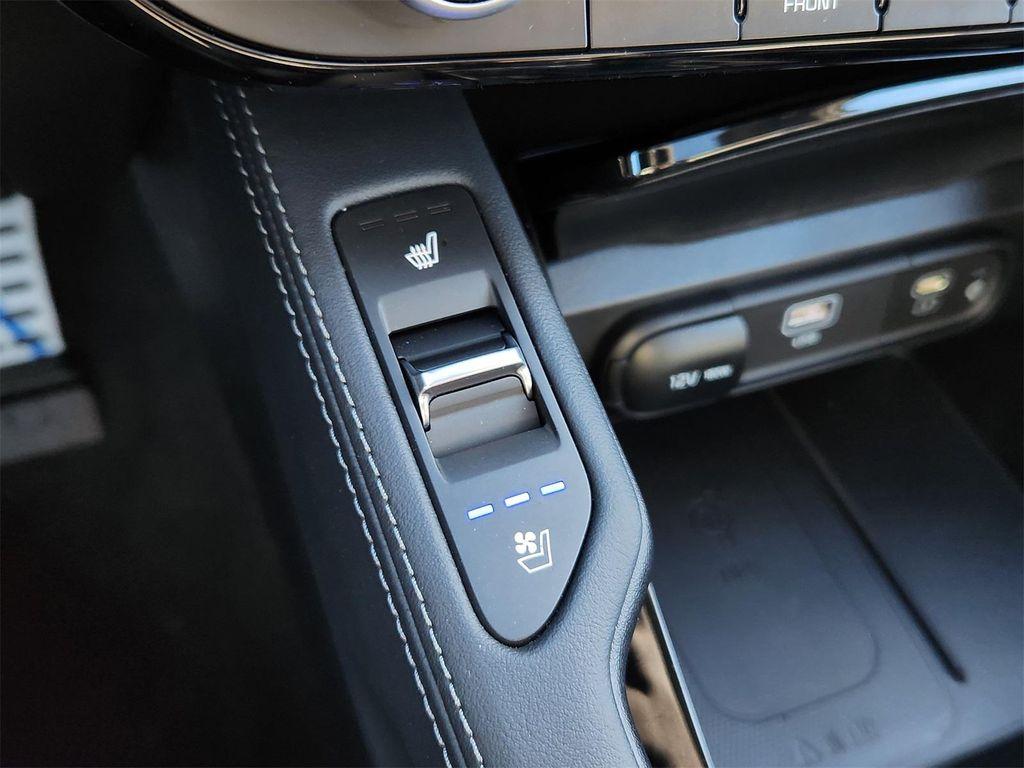 new 2025 Kia Telluride car, priced at $48,719