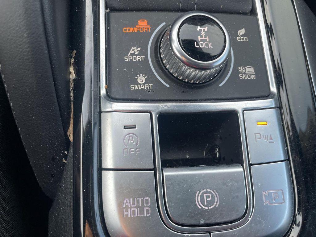 used 2024 Kia Telluride car, priced at $45,670