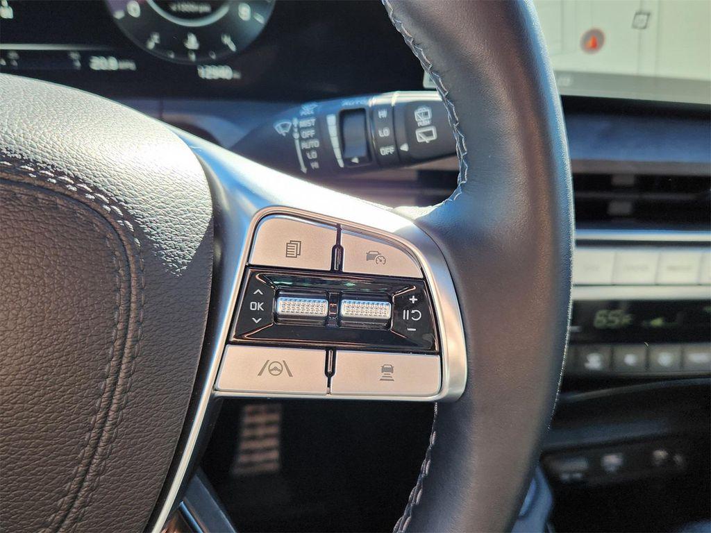 used 2024 Kia Telluride car, priced at $44,714