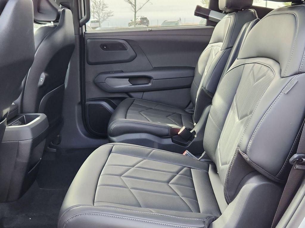 new 2027 Kia Telluride car, priced at $53,157